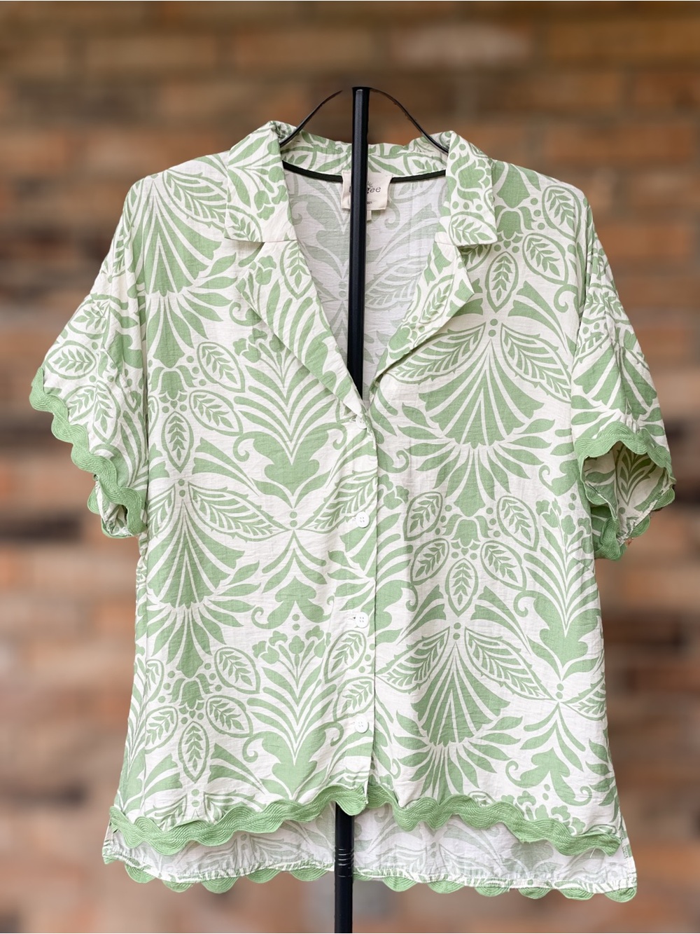 Umgee Green White Floral Print Ric Rac Button Front Blouse Size Large